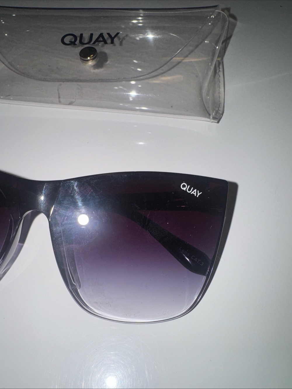 Quay Sunglasses Gradient Big Rimless Come Thru 1212 - Picture 3 of 6